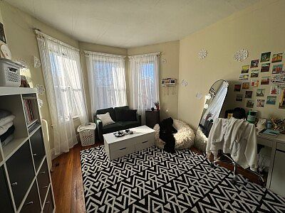 4th image of 75 Chester St APT 1