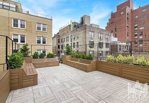 5th image of 168 E 82nd St APT 3A