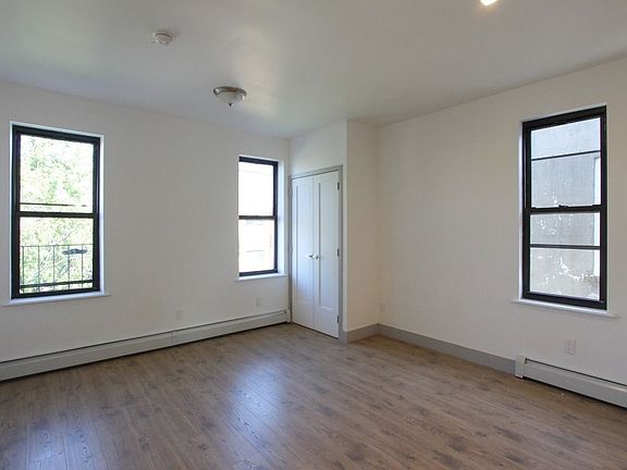 3rd image of 1886 Eastern Pkwy #3A