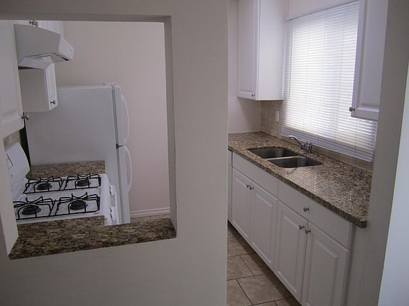 3rd image of 119 Ximeno Ave #2