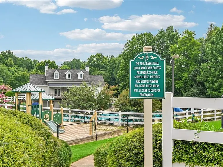 355 Morgans Creek Ct NW — Photo 58