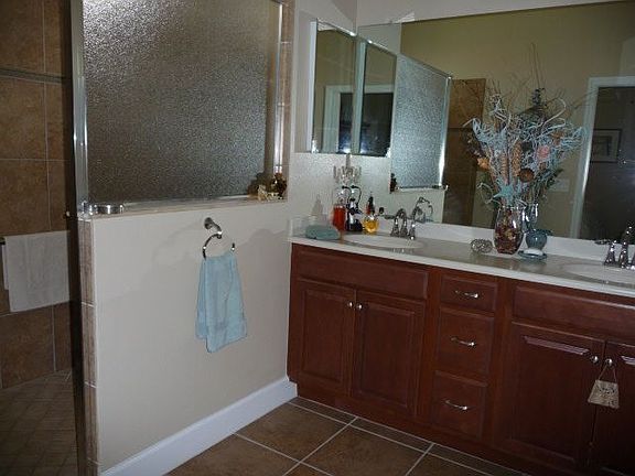 5th image of 20598 Pezzana Dr