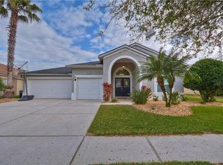 5037 Spectacular Bid Dr, Zephyrhills, FL 33544