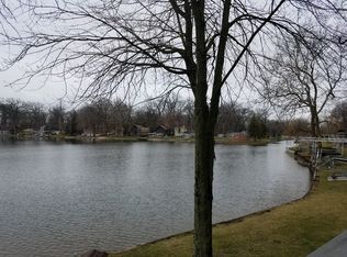 917 Pleasant Rdg, Quincy, MI 49082