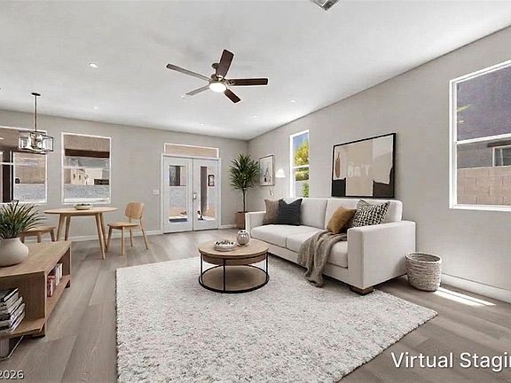 5th image of 10756 Valencia Hills St