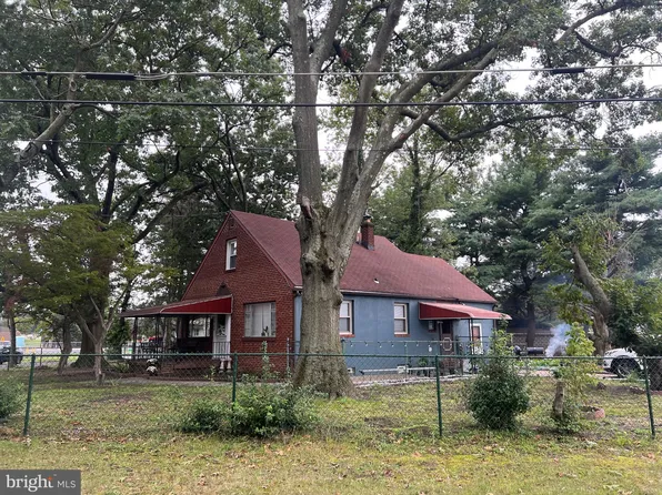 7949 Balfour Rd, Pennsauken, NJ 08110