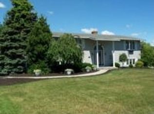 1648 Channelside Trl, Baldwinsville, NY 13027