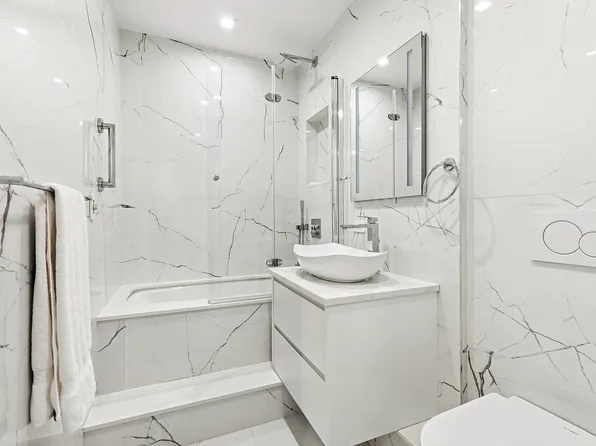 77 Bleecker Street 1212 image 8 of 8