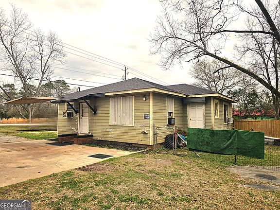 4th image of 2547 Old Atlanta Rd