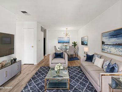 2825 N Los Felices Rd UNIT 111, Palm Springs, CA, 92262