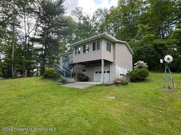 13 Hillside Dr, Nicholson, PA 18446