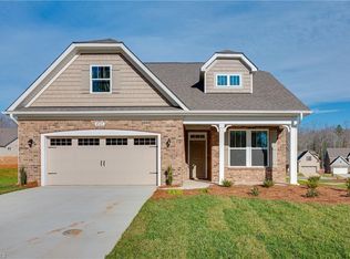 4565 Jasper Ridge Dr, Clemmons, NC 27012