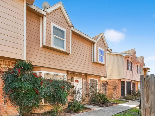 3834 Willow Springs Ln, Houston, TX 77080