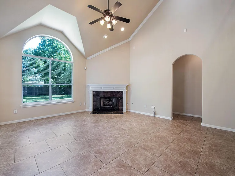 158 Rocky Point Dr — Photo 10