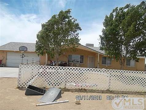1st image of 9028 Bellflower St