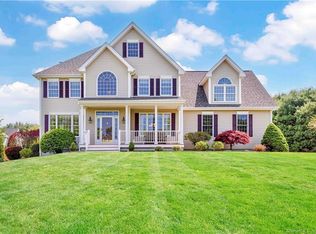 63 Ridgeview Way, Ellington, CT 06029