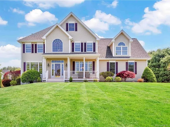 63 Ridgeview Way, Ellington, CT 06029