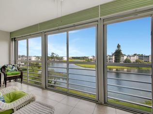 4020 Guildford Dr #B, Boca Raton, FL 33434