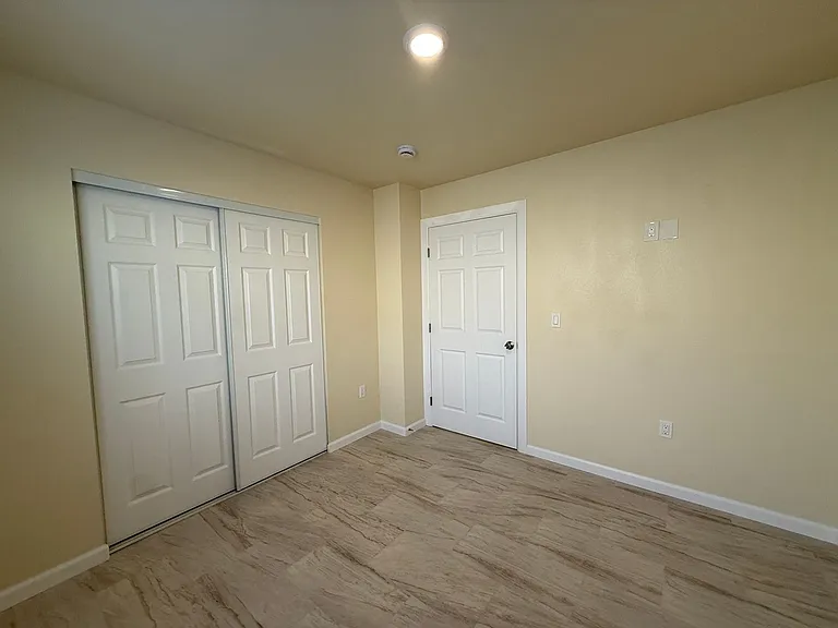 1215 Mira Flores Dr — Photo 19