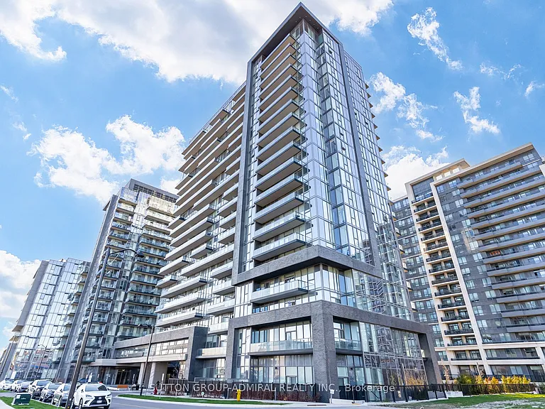 20 Gatineau Dr #1010 — Photo 1