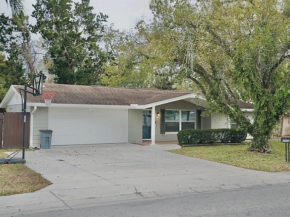 2nd image of 7944 Yucca Dr