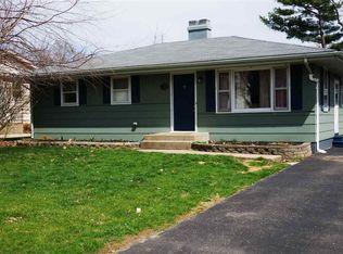 928 Lexington Way, Rockford, IL