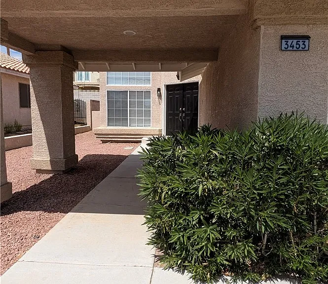 3453 Classic Bay Ln — Photo 1