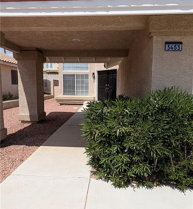 3453 Classic Bay Ln