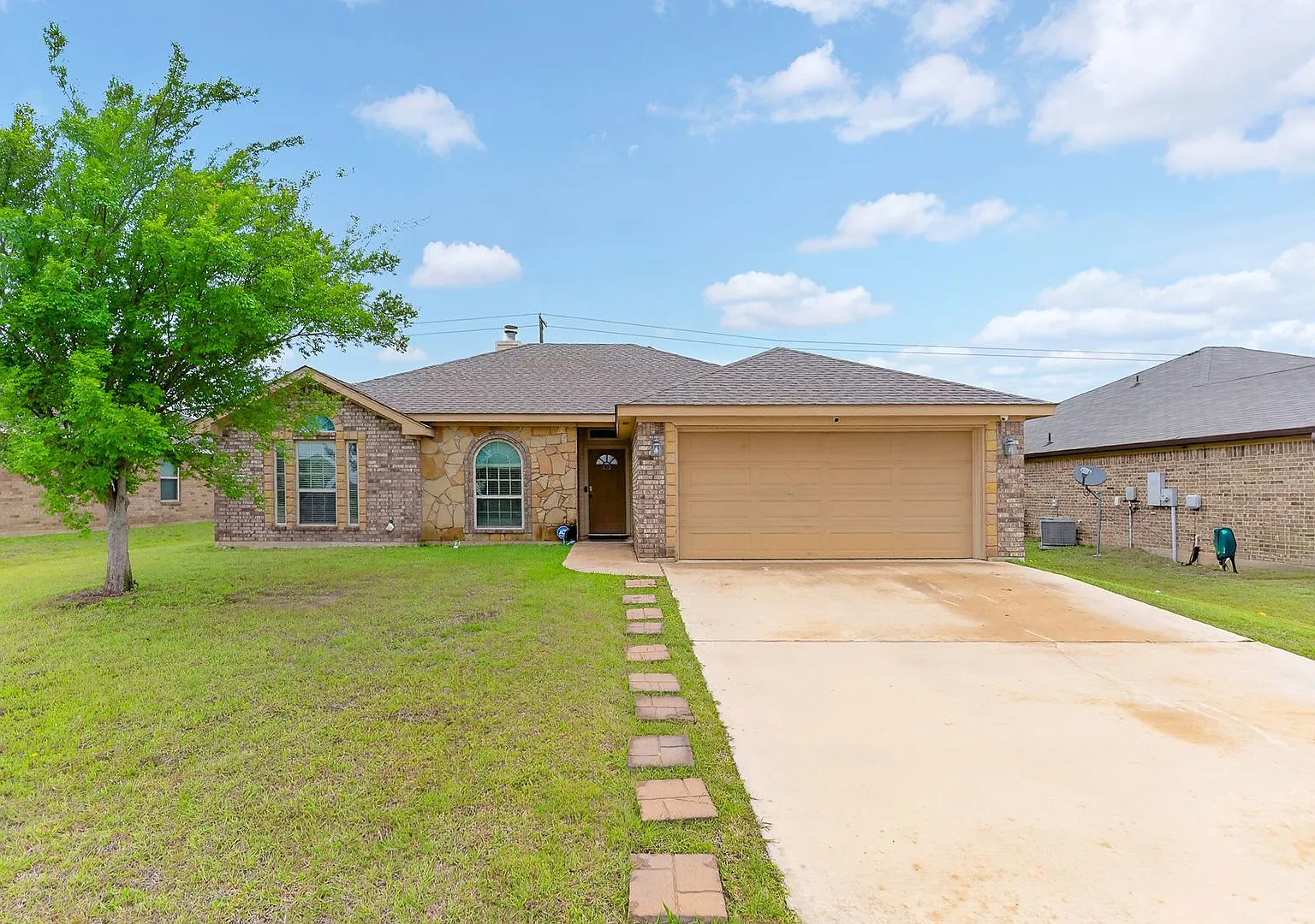 6005 Newcastle Dr. — Photo 1