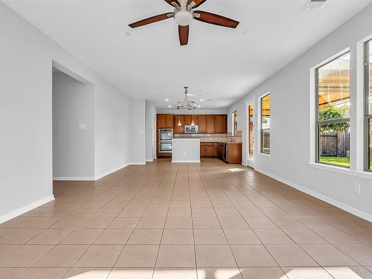 29488 Salem Fields Dr — Photo 19