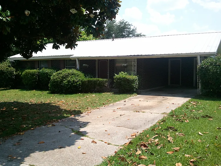 722 Carter Dr — Photo 1