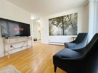 1111 N 15th Ave SW #201, Calgary, AB T2R 0S8