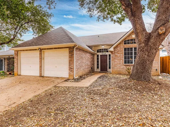 4713 Waterway Dr N, Fort Worth, TX 76137