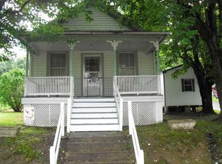 383 E Craig St, Craigsville, VA