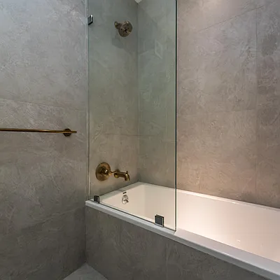 Rented by Nooklyn NYC LLC | media 127