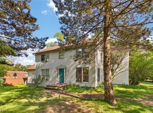 22325 Fairmount Blvd, Shaker Heights, OH 44118