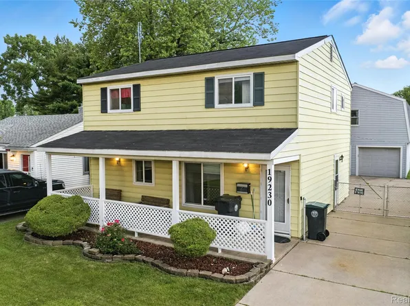 19230 Wall St, Melvindale, MI 48122