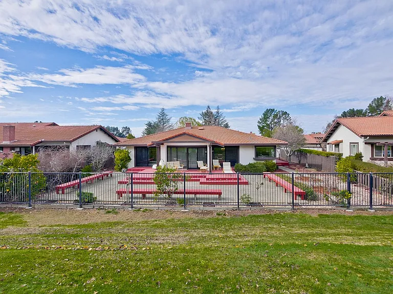 8224 Claret Ct — Photo 41