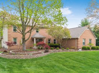 672 Broadsworth Ct, Powell, OH 43065