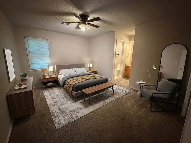 137 Oak Tree Dr — Photo 3