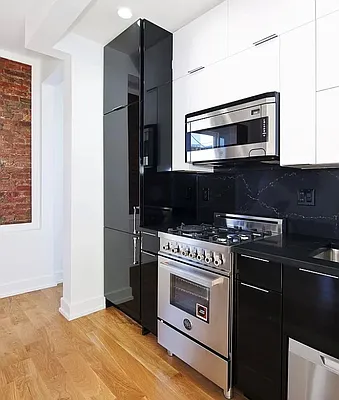 Rented by Blip LLC | media 9