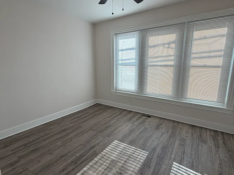 5758 Cedar Ave #1 — Photo 5