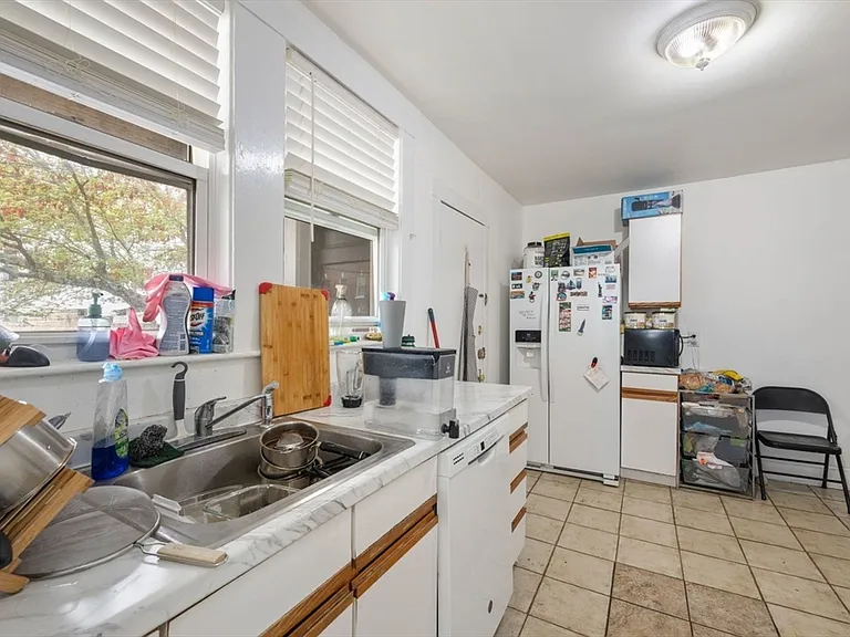 18 Claymoss Rd #1 — Photo 3