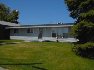 115 N Ontario St, De Tour Village, MI 49725
