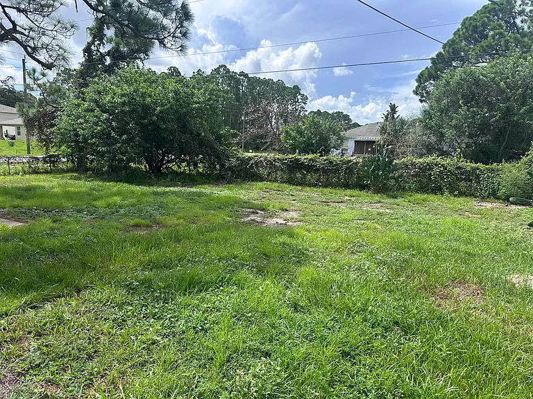 202 Hart St SW — Photo 8