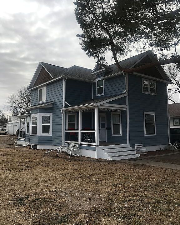 2nd image of 323 E 13th St