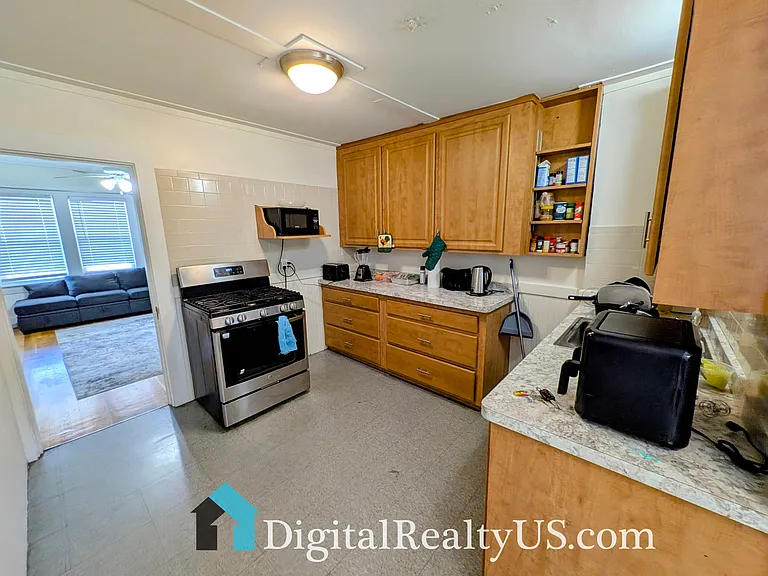 58 Ash St #3 — Photo 7