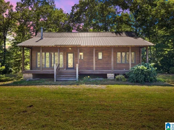 667 Peppers Ln, Horton, AL 35980