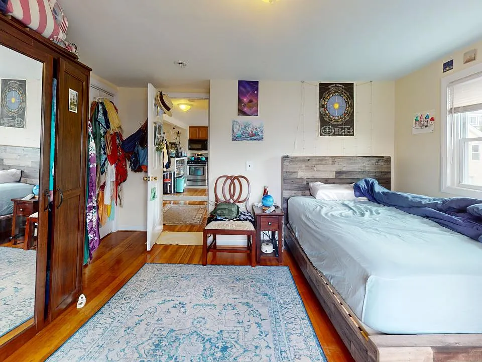 5 Clyde St #1