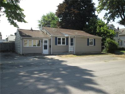 2793 Dewey Ave, Rochester, NY, 14616